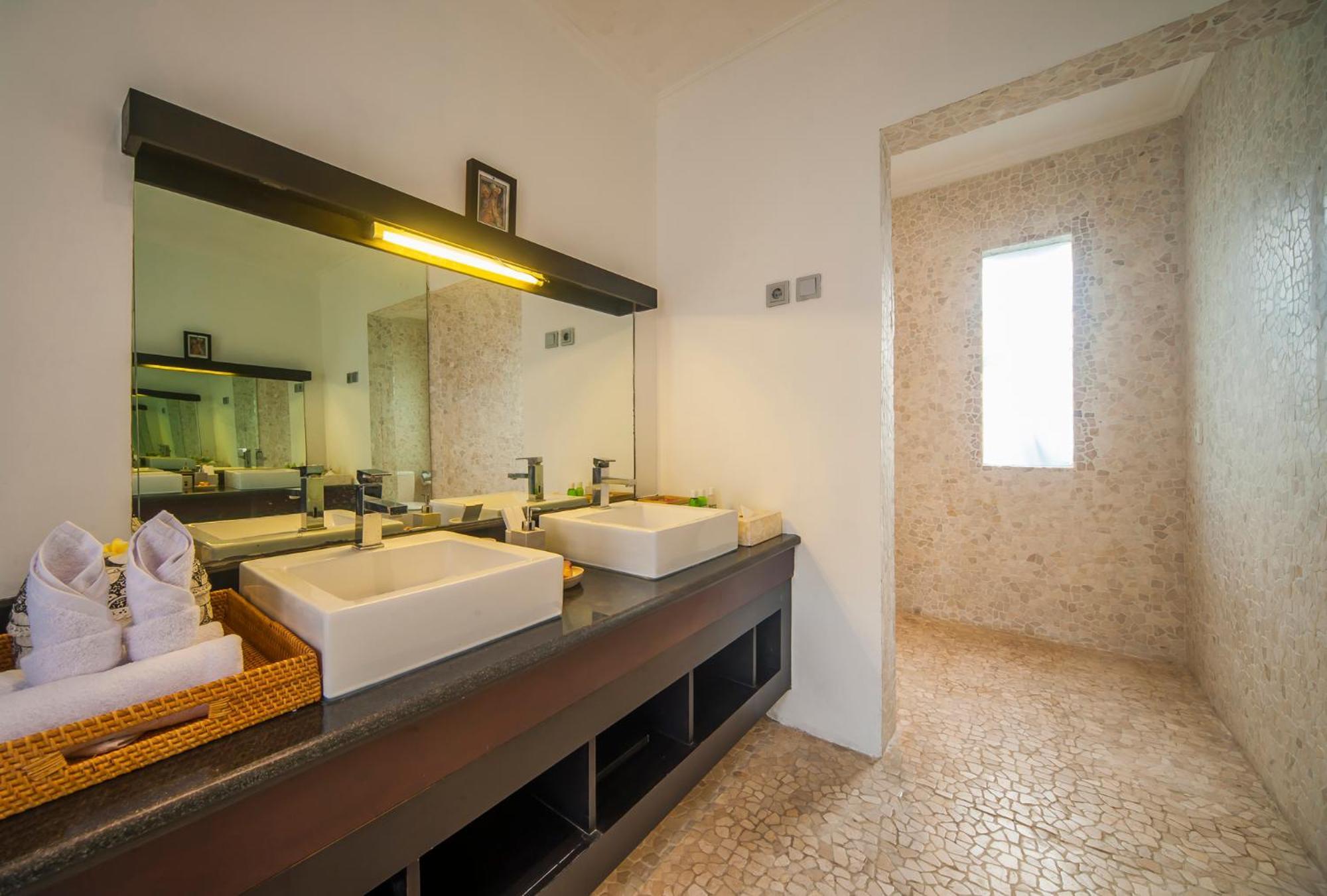 Casa Priya Canggu エクステリア 写真